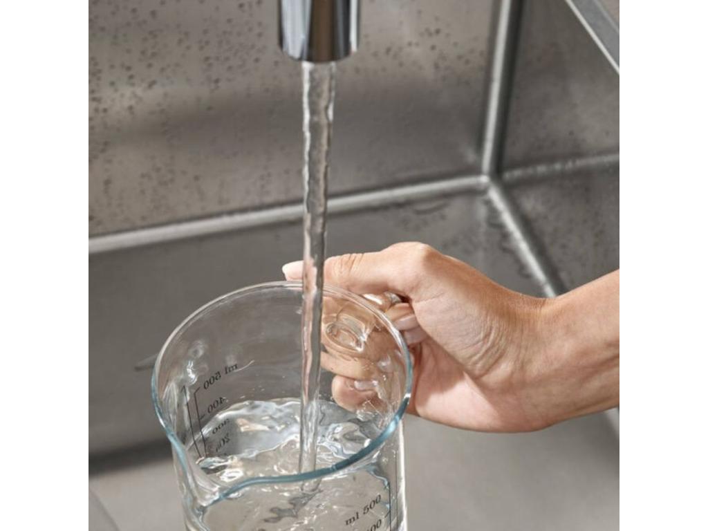 Homzora M71 320 sBox kitchen faucet with pull-out spray, stainless steel look