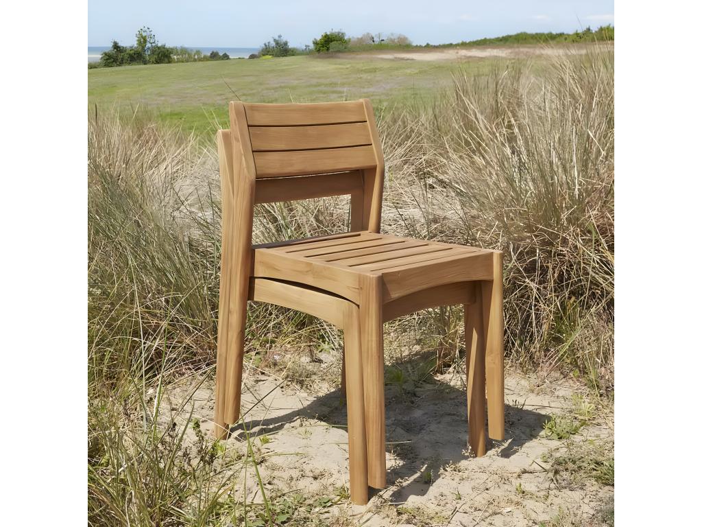 Set of 2 garden chairs made from solid recycled teak